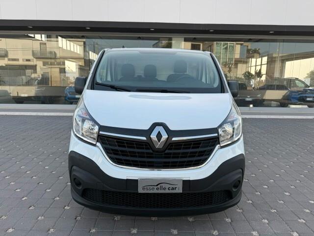 Renault Trafic 2.0 dCi 120 cv P.c T.n Ice 2021