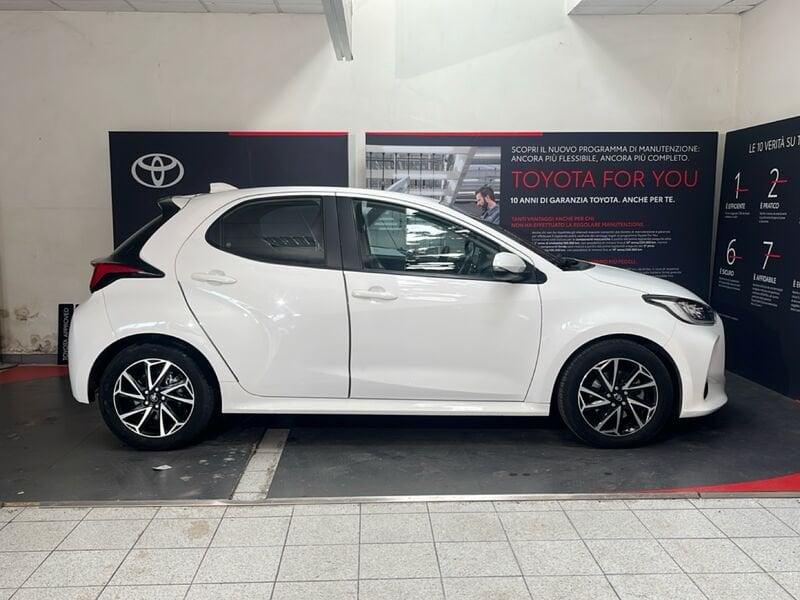 Toyota Yaris Hybrid Trend MY22