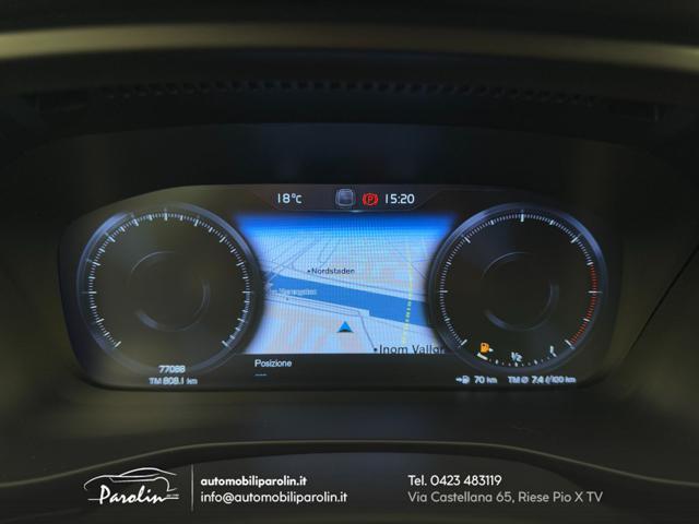 VOLVO XC40 D3 AWD Geartronic Inscription BLIS-Camera-CarPlay