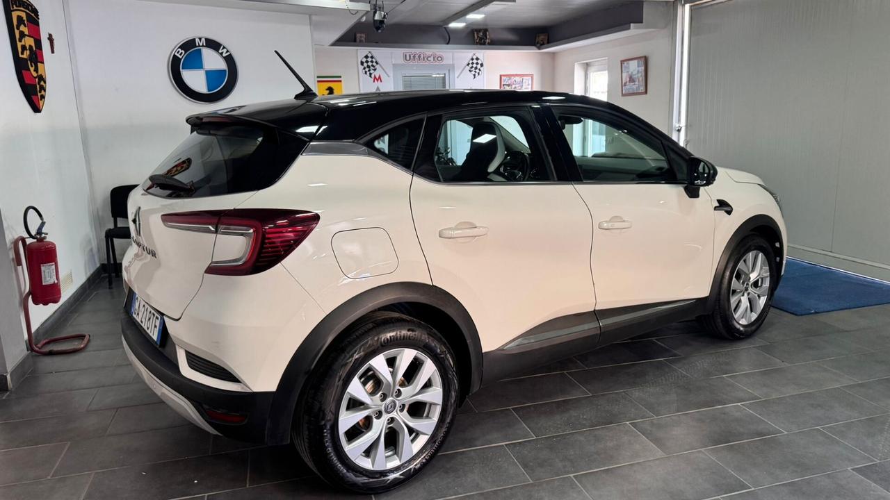 Renault Captur Blue dCi 115 CV EDC Intens