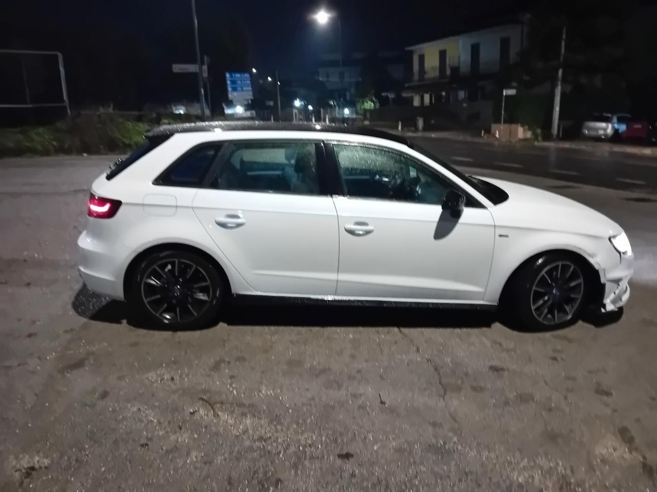 Audi A3 SPB 1.6 TDI clean diesel Ambition