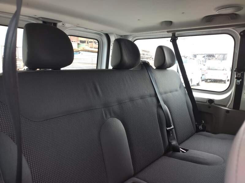 Opel Vivaro 29 2.0 CDTI 120CV 9 POSTI Furgone Vetrato Fap