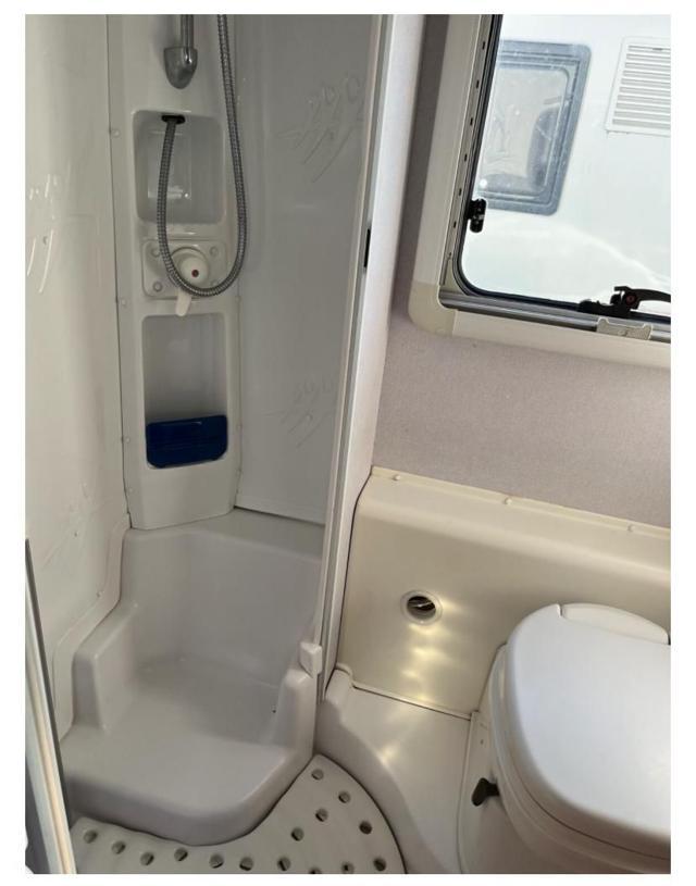 RAPIDO 966M CONTOVENDITA // MOLTO BELLO !!