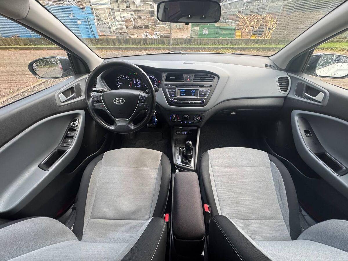 Hyundai i20 I20 1.4 Style 100cv 5p A T