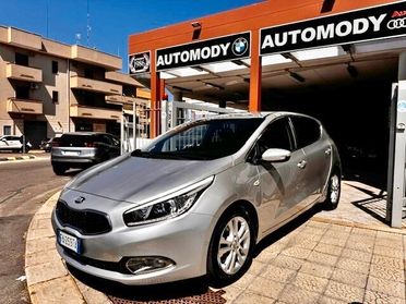 Kia Ceed cee'd 1.4 CRDi 5 porte Cool