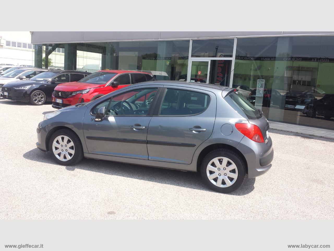 PEUGEOT 207 1.4 8V 75 CV 5p. X Line
