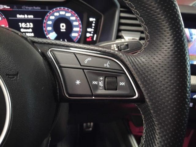 AUDI A1 SPORTBACK 40 TFSI S tr. Identity Black S line 18"