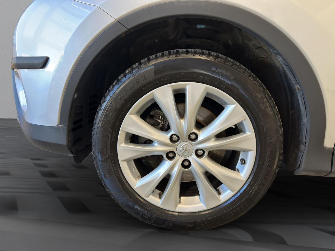 Toyota Rav4 2.2 D-4D 4WD MT STYLE MY12