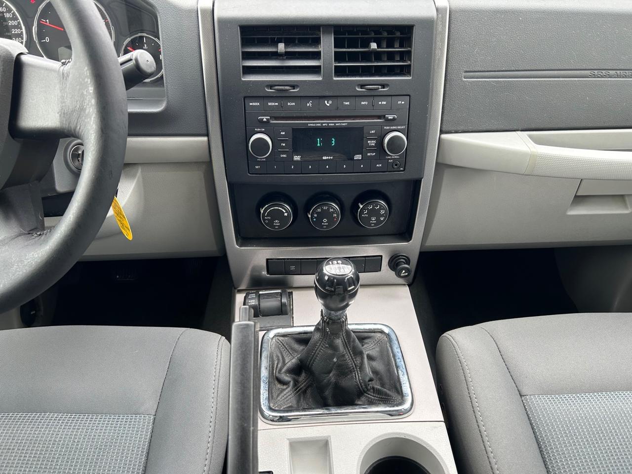 Jeep Cherokee 2.8 CRD 4X4 Gancio Traino 90000km