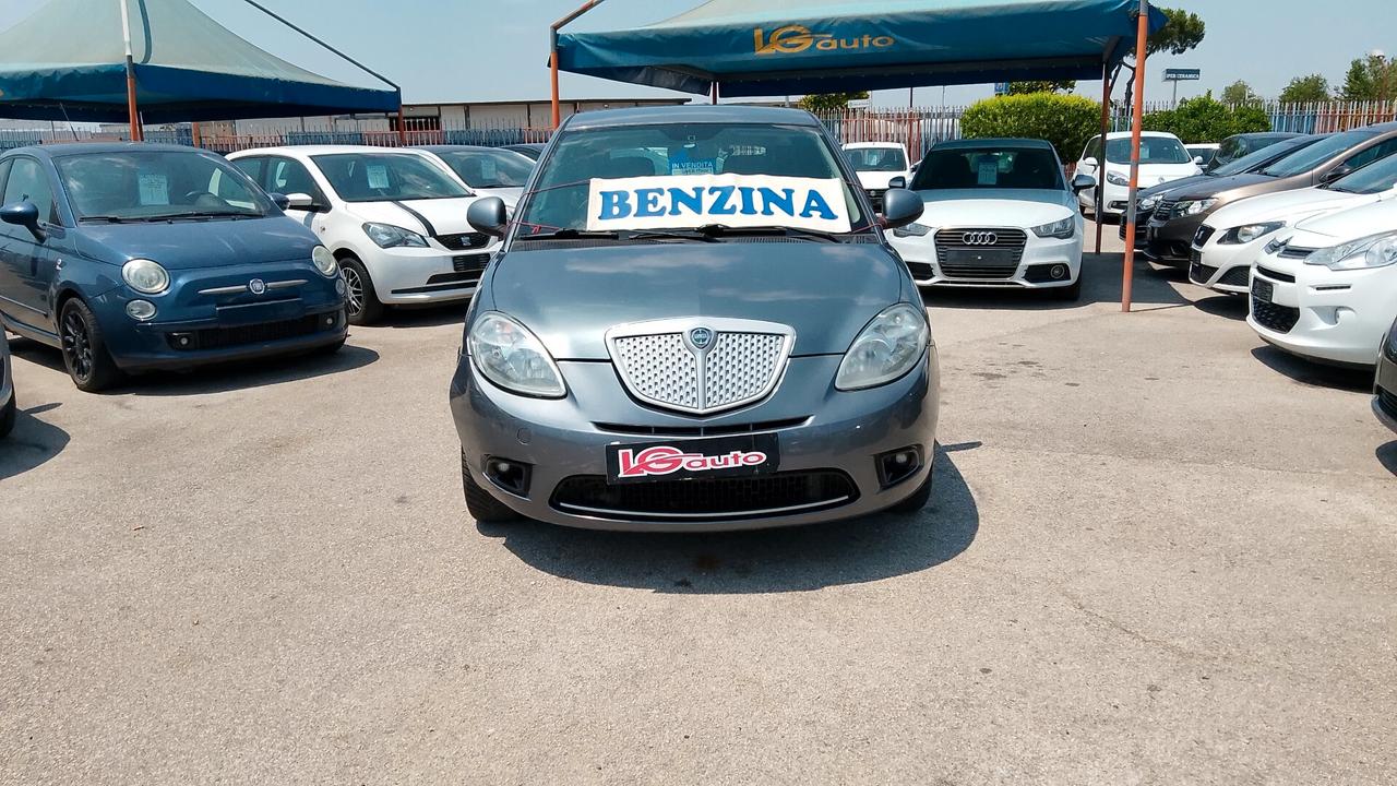 Lancia Ypsilon Lancia y 1.2 benzina neo patentati