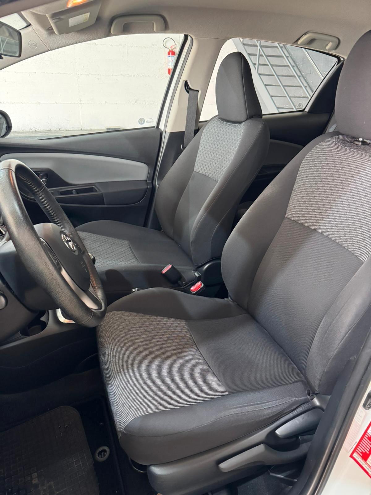 Toyota Yaris 1.4 D-4D 5 porte Active