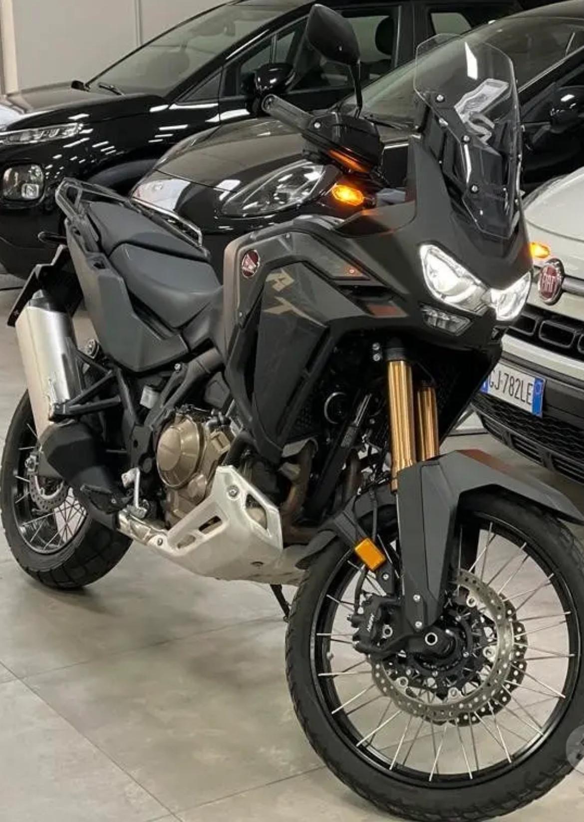 Honda Africa Twin Adventure sport Automatica