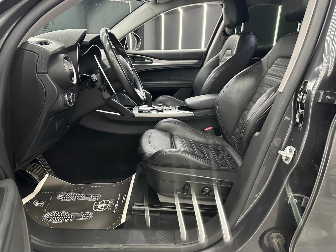 Alfa Romeo Stelvio 2.2 Turbodiesel 210 CV AT8 Q4 Veloce