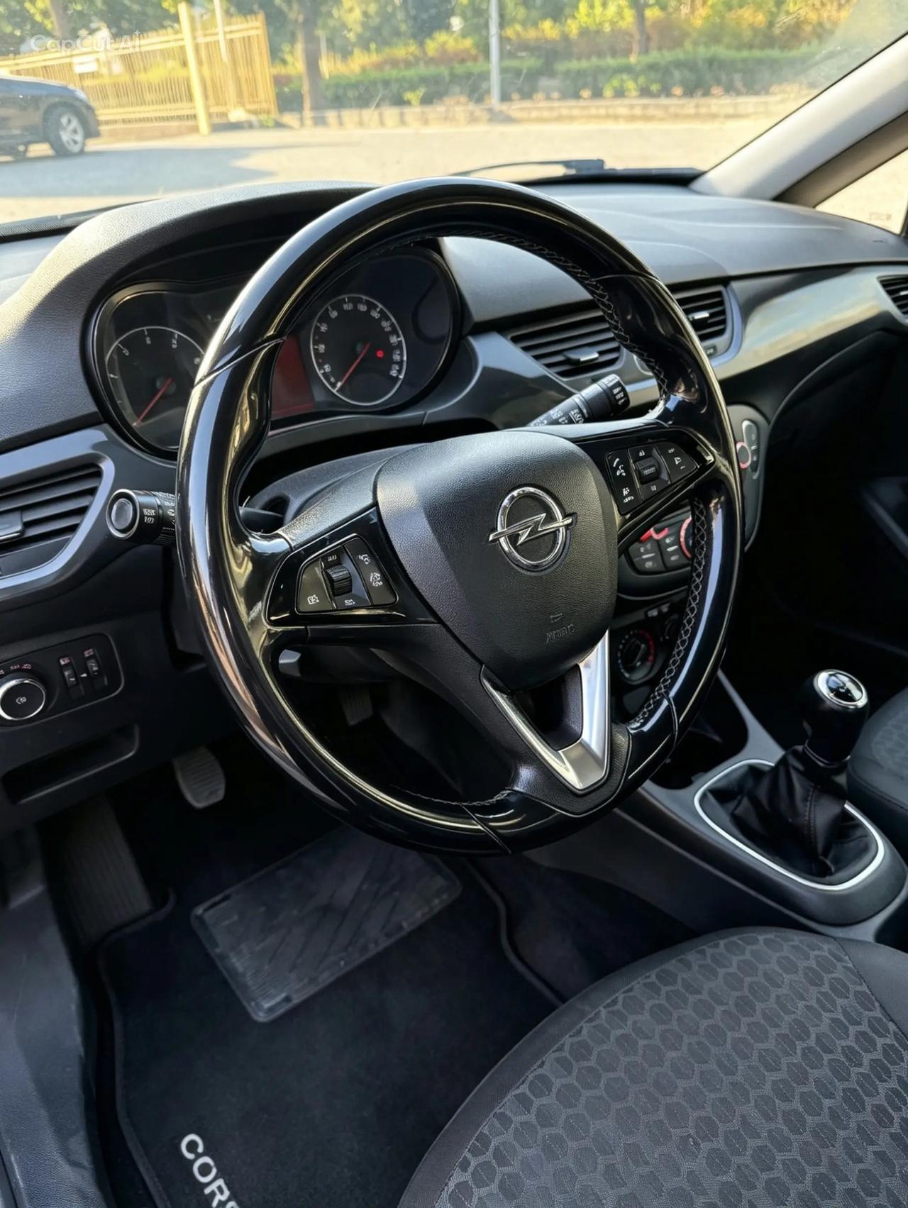 Opel Corsa 1.2 5 porte