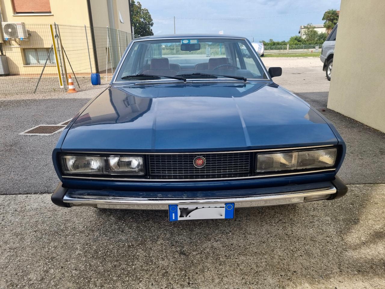 FIAT 130 COUPE'