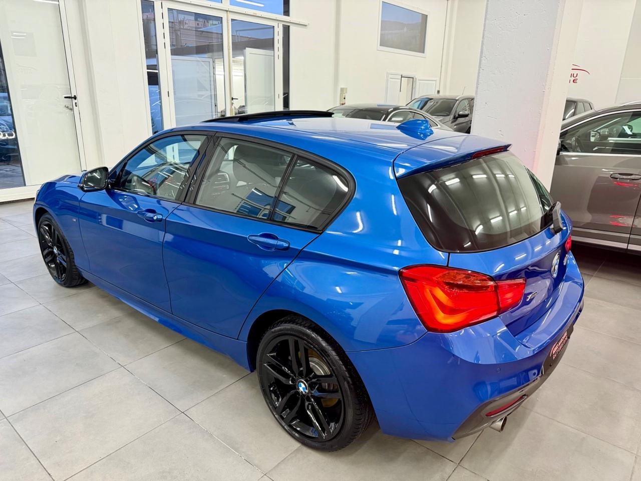 Bmw serie 1 118d xDrive TETTO Msport FINANZIABILE