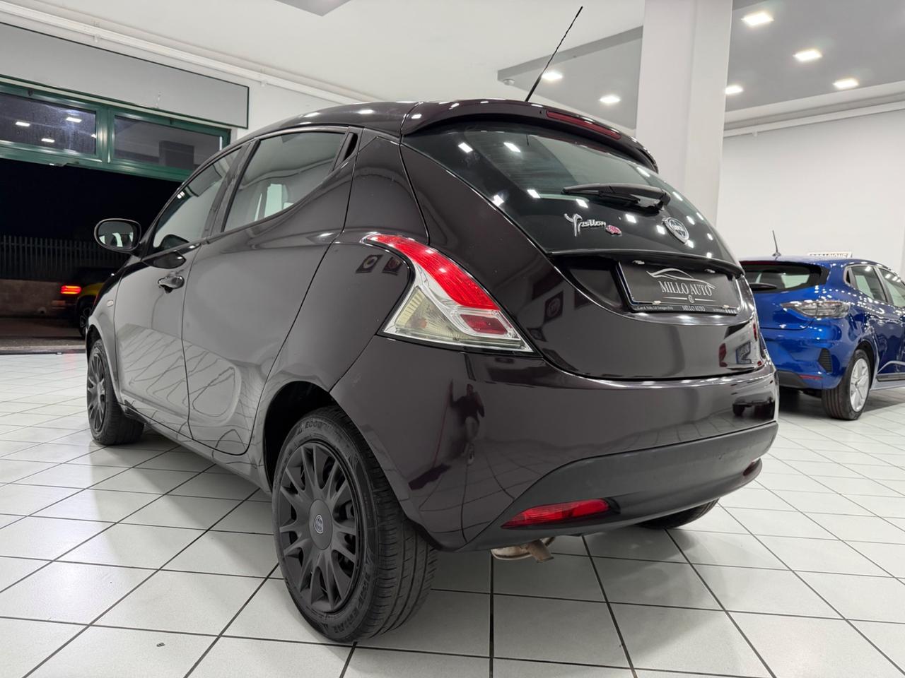 Lancia Ypsilon 1.2 69 CV 5 porte GPL Ecochic Elefantino