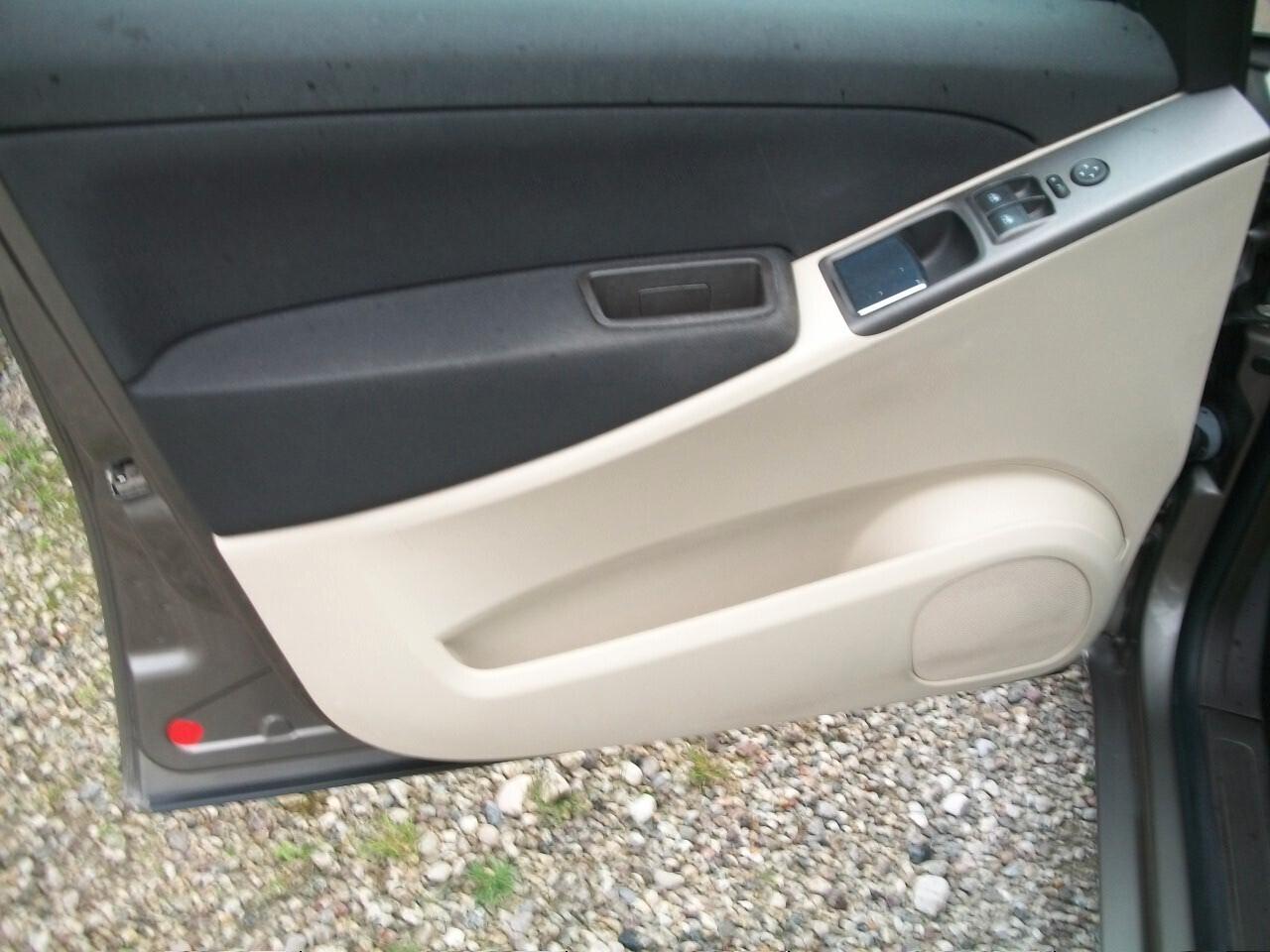 Lancia MUSA 1.3 Multijet 16V 90 CV Oro SI NEOPATENTATI GARANZIA UN ANNO SOSTITUITO MOTORE ATUALMENTE KM 87500 EURO 04 CC 1248 MULTIGET