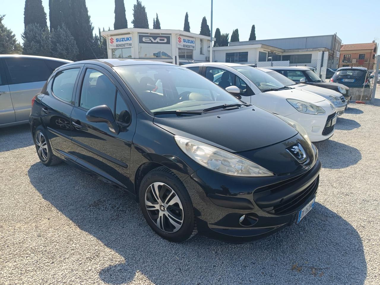 Peugeot 207 1.4 8V 75CV 5p. ECO GPL Tua a 86€ al Mese