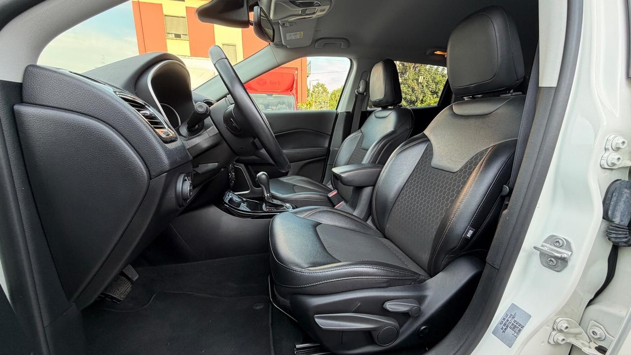 JEEP COMPASS 4WD 2.0 MJT LIMITED AT9 140CV - FULL LED, PELLE, CAR PLAY, NEOPATENTATI