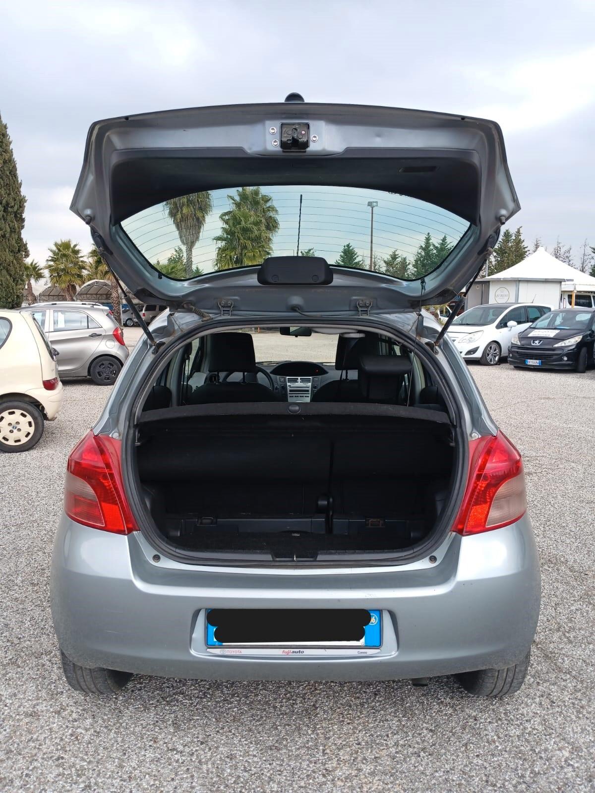 Toyota Yaris 1.3 5 porte