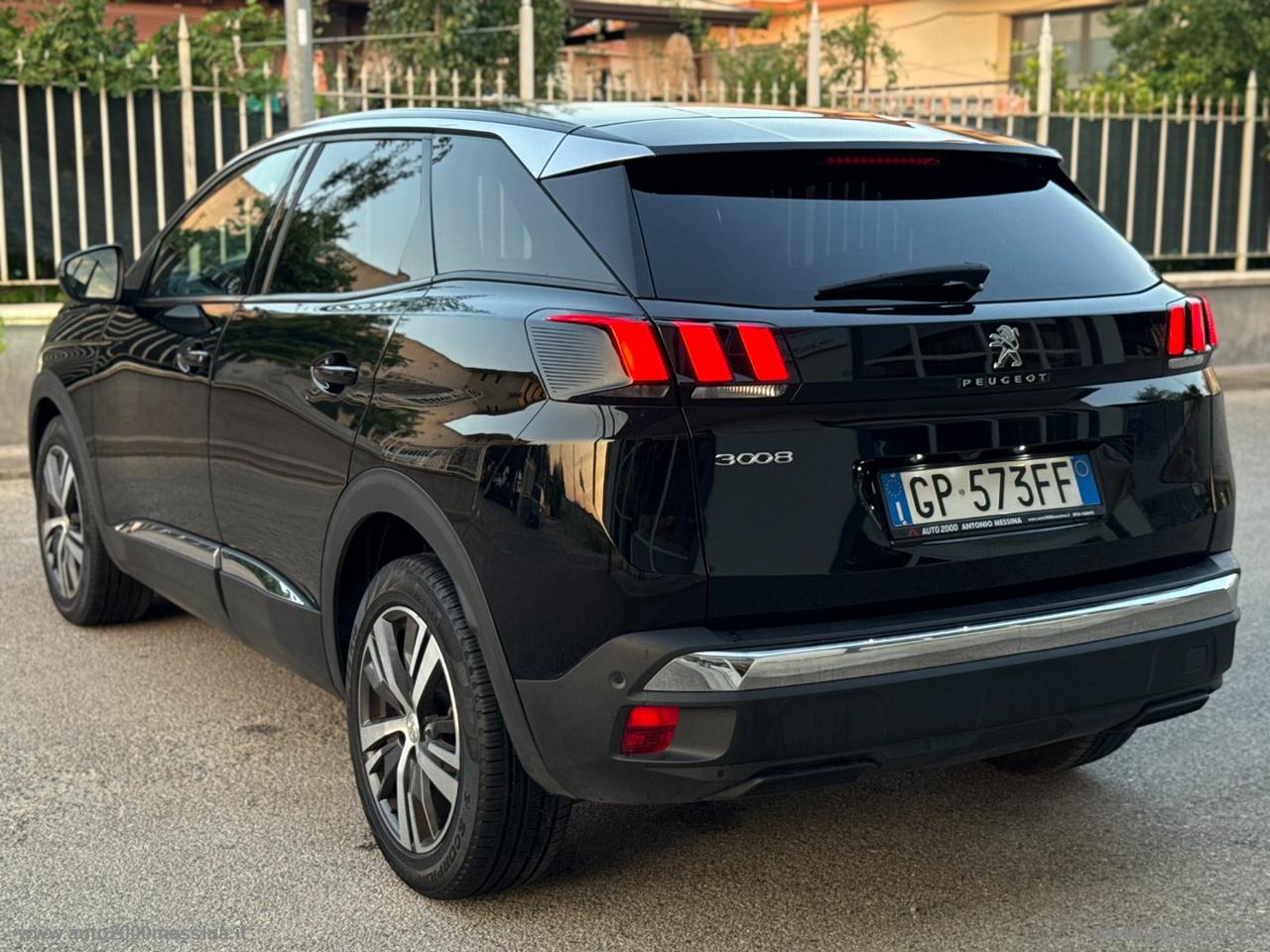 PEUGEOT 3008 BlueHDi 130 S&S EAT8 Allure Pack
