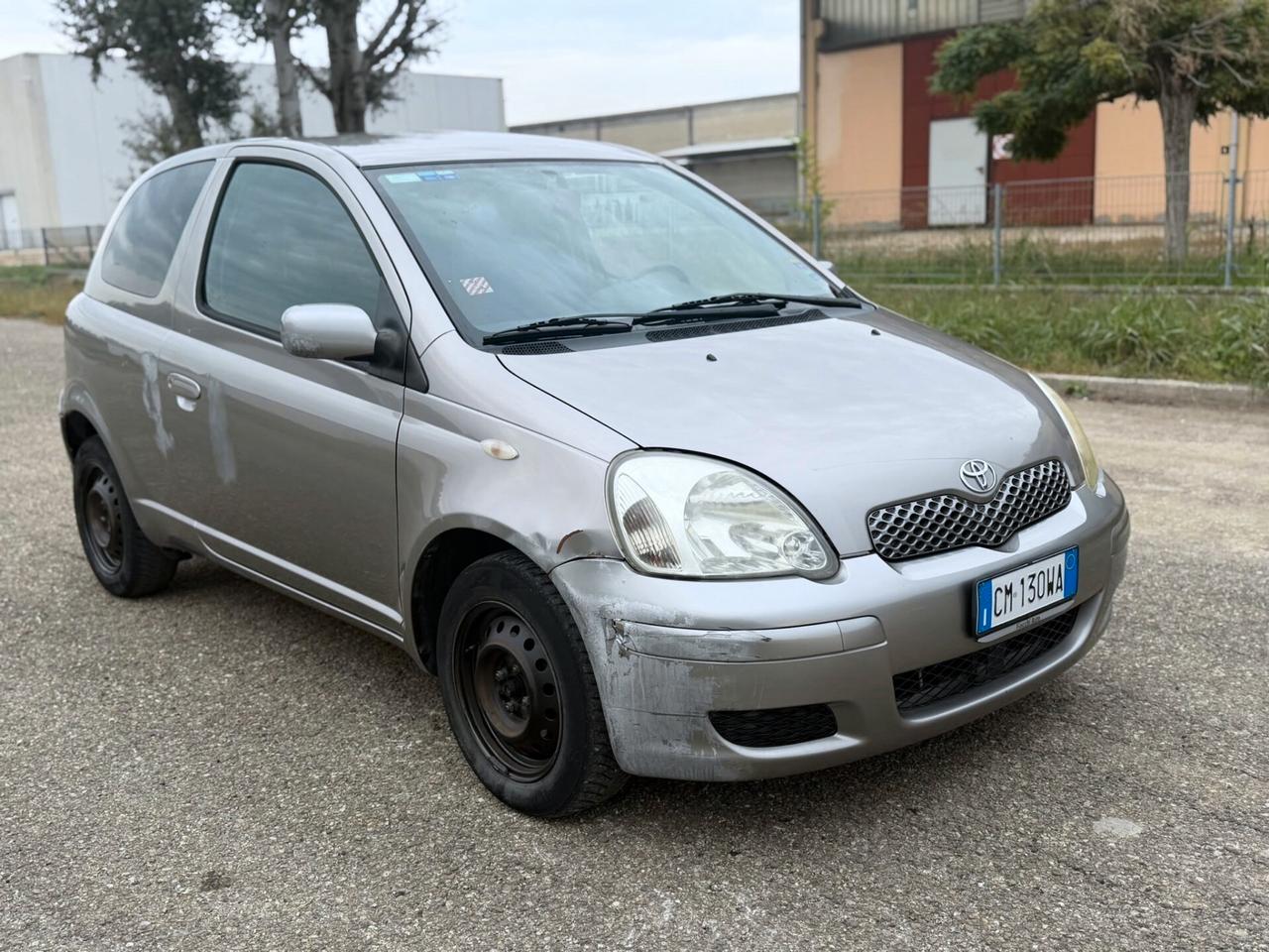 Toyota Yaris 1.0i 16V cat 3 porte