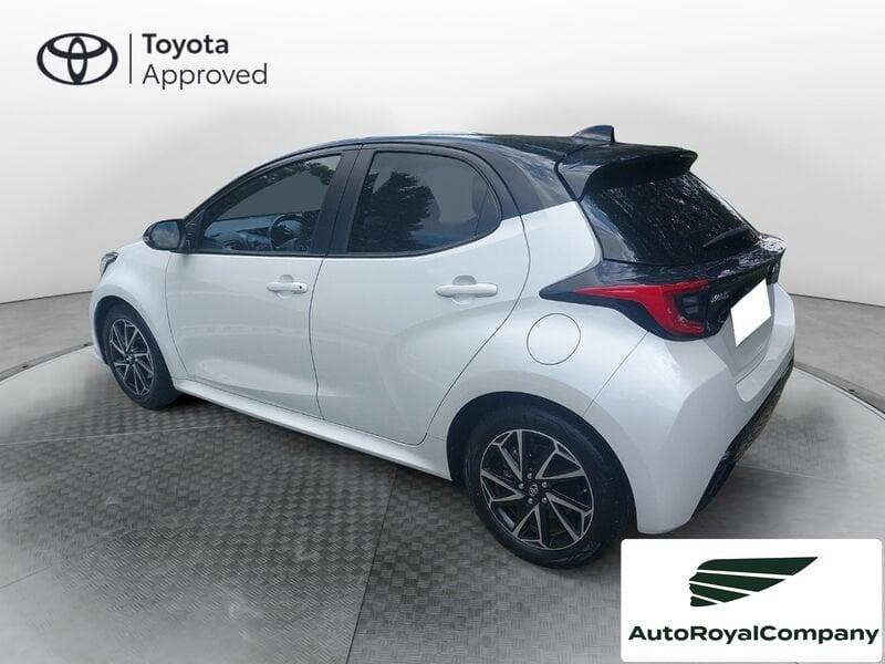 Toyota Yaris Hybrid Style MY22