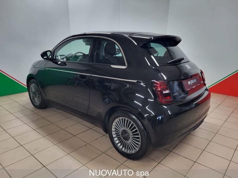 FIAT 500 Berlina 42 kWh 320
