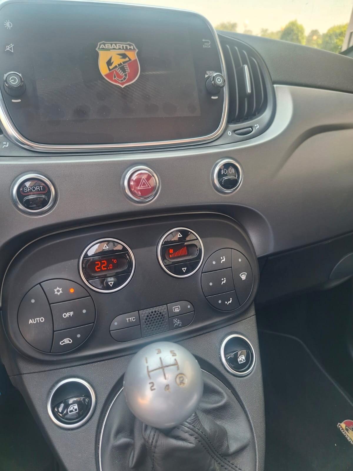 Abarth 595 1.4 Turbo T-Jet 165 CV Turismo tetto apribile