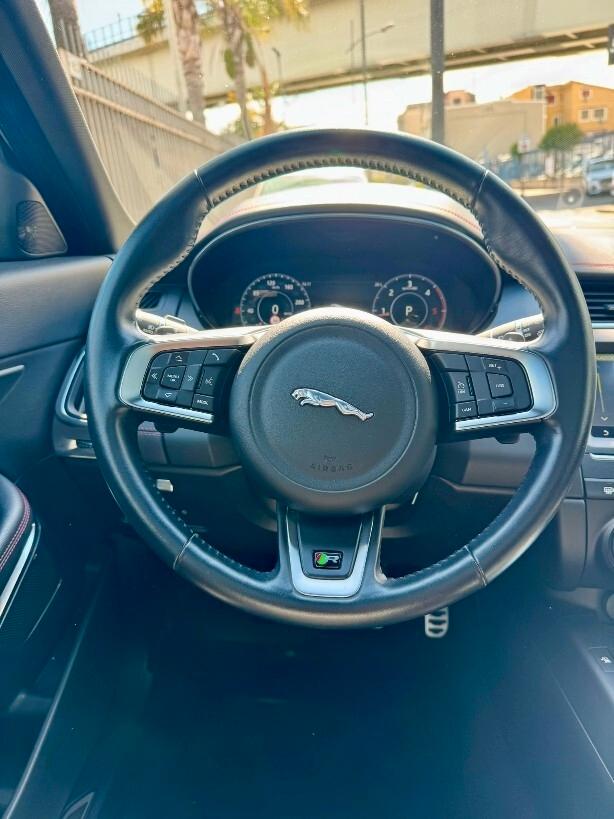 Jaguar E-Pace 2.0D 150 CV AWD R-Dynamic