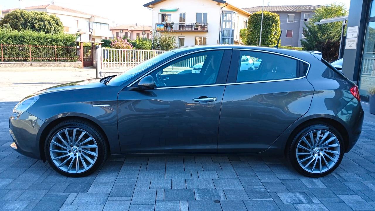 Alfa Romeo Giulietta 1.6 JTDm-2 120 CV Exclusive