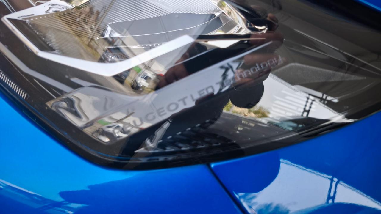 Peugeot 2008 BlueHDi 130 S&S EAT8 Allure Pack