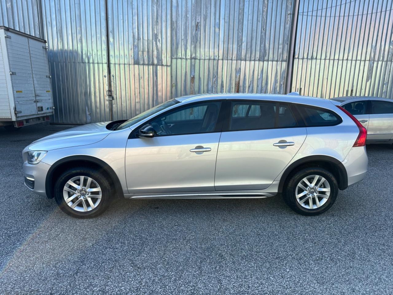 Volvo V60 Cross Country D3 Geartronic Summum 120 m km