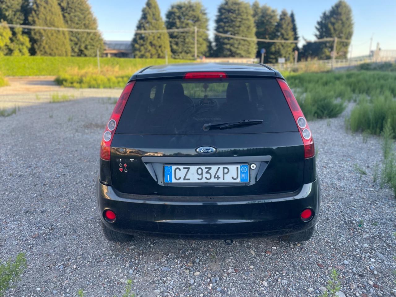 Ford Fiesta 1.4 16V 3p. Ghia