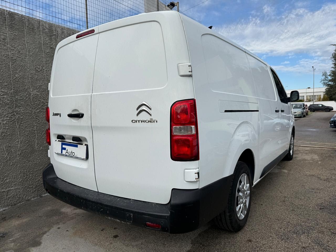 Citroen Jumpy BlueHDi 122cv(90kw),clima,bluetooth,cruise,ecc.