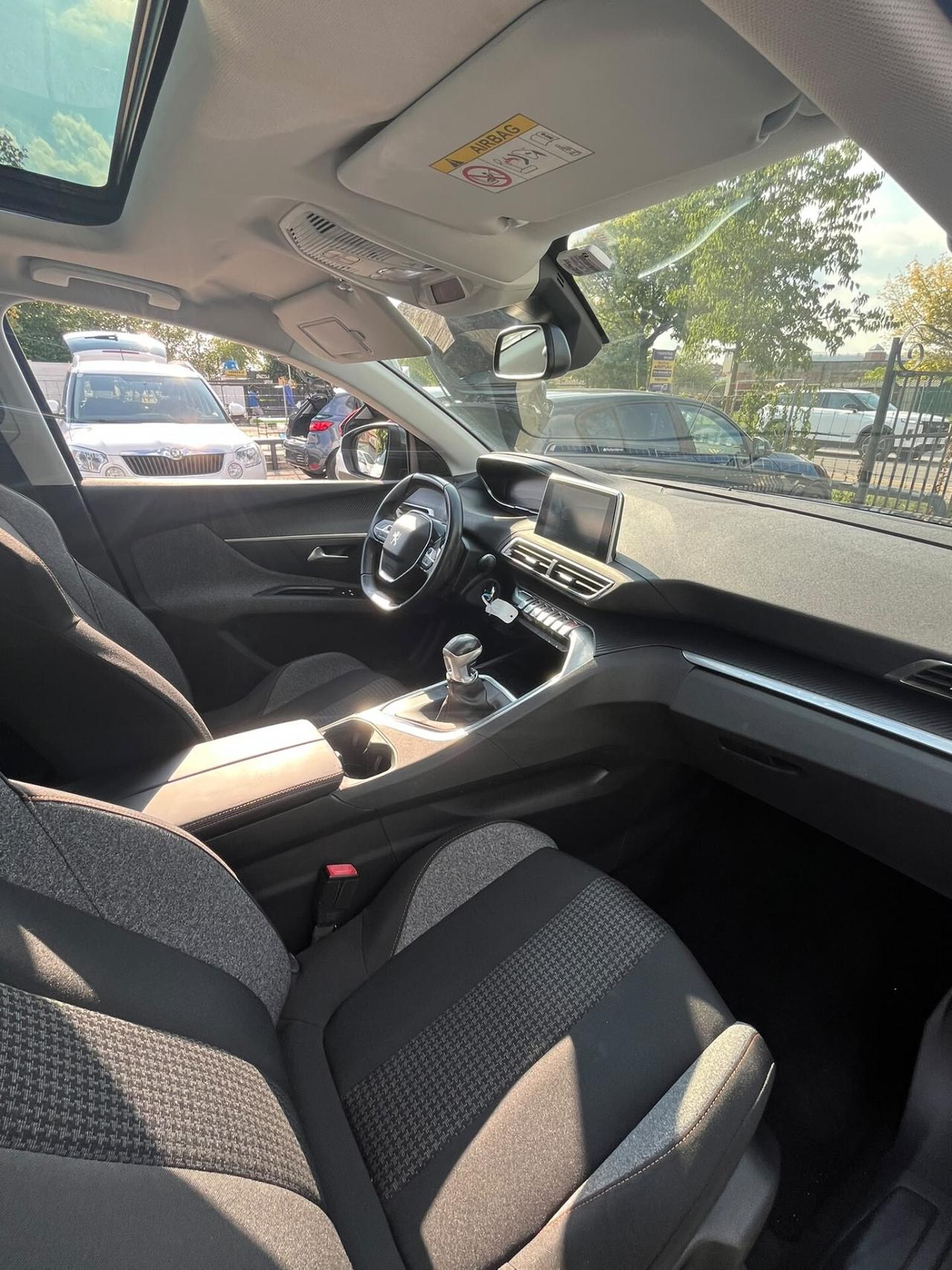 Peugeot 5008 PureTech Turbo 130 S&S Allure