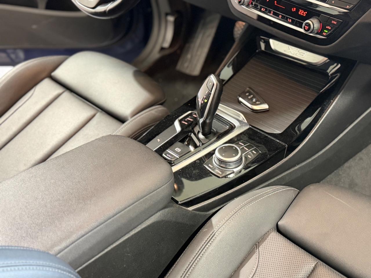 Bmw X3 sDrive18d 48V xLine PELLE/LED