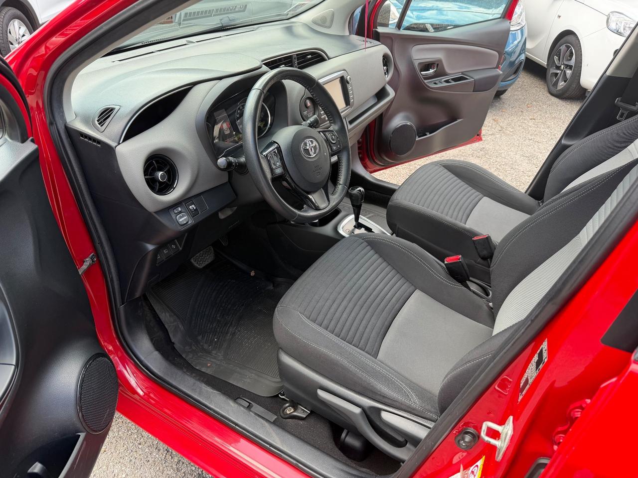 Toyota Yaris 1.5 Hybrid 5 porte Active