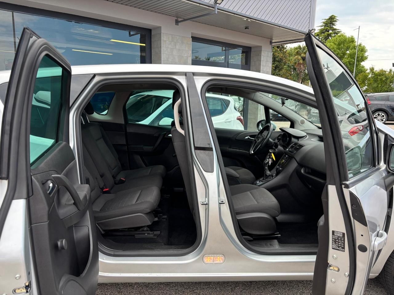 Opel Meriva 1.3 Diesel Neopatentati