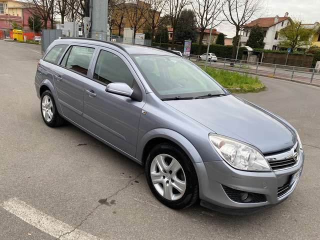 Opel Astra SW 1.6 Enjoy 115cv