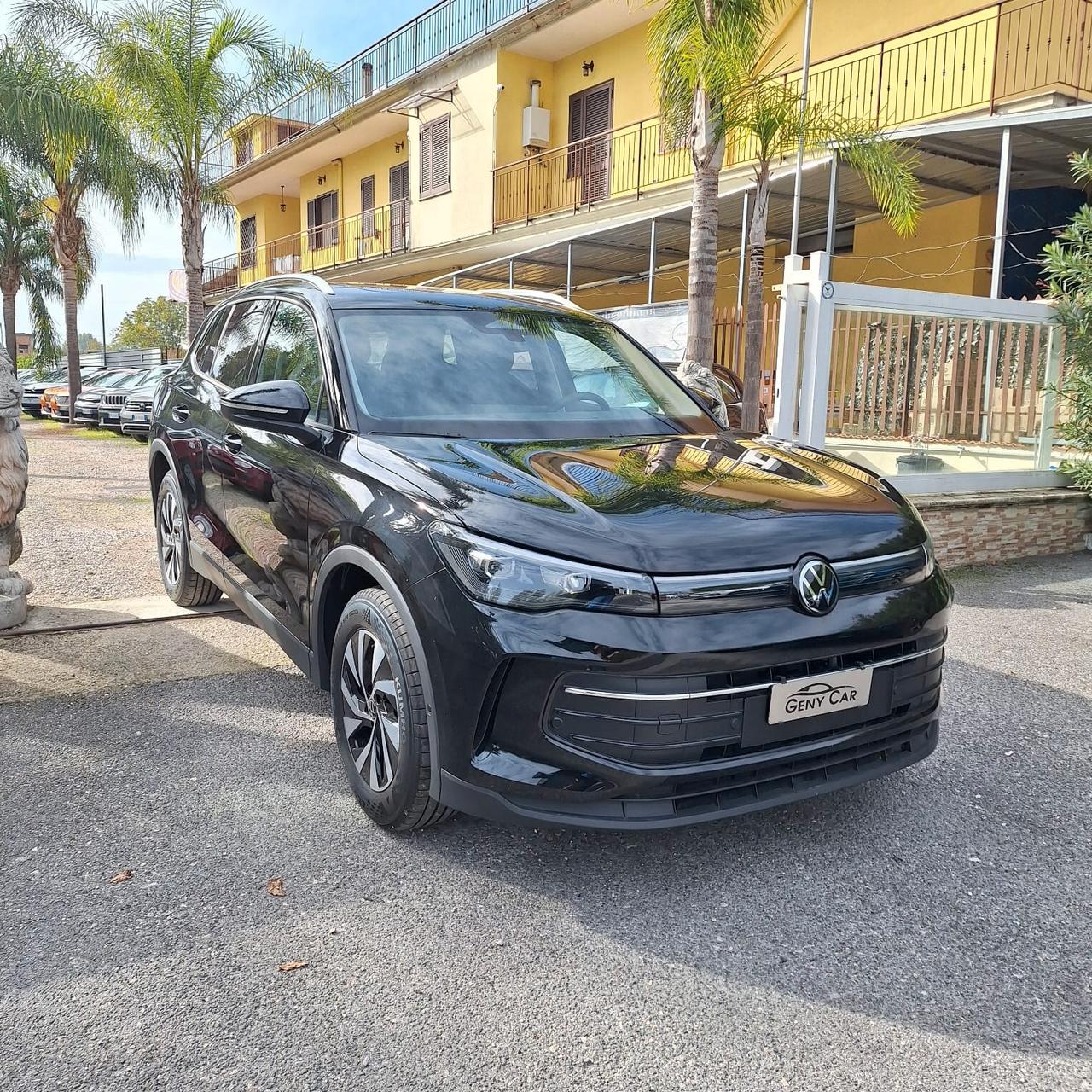 Nuova Volkswagen Tiguan 2.0 TDI 150CV DSG Edition Plus