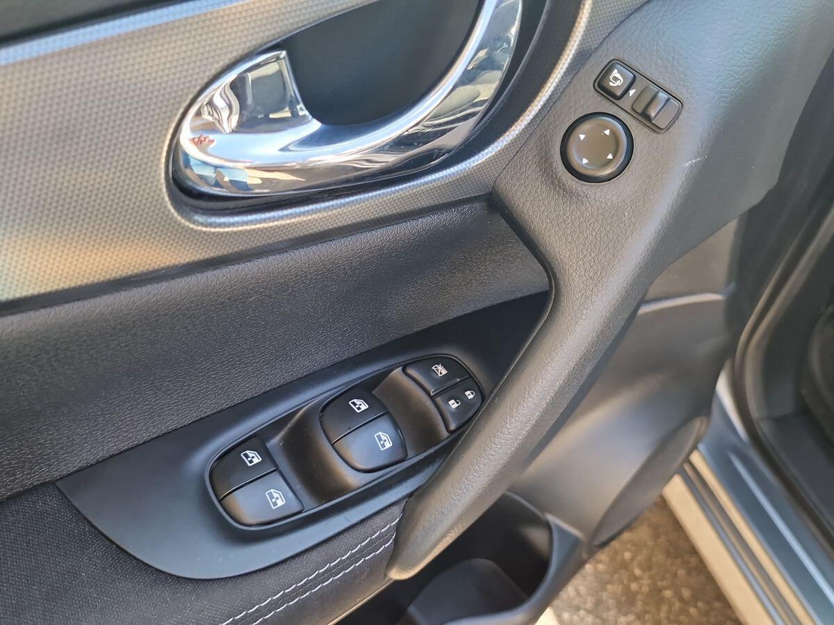 NISSAN QASHAI 1.5 DIESEL TEKNA +