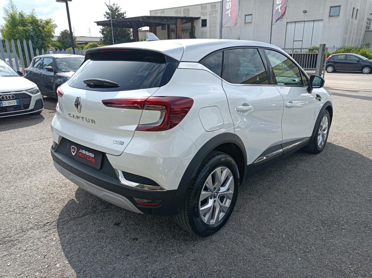 Renault Captur Plug-in Hybrid E-Tech 160 CV Intens