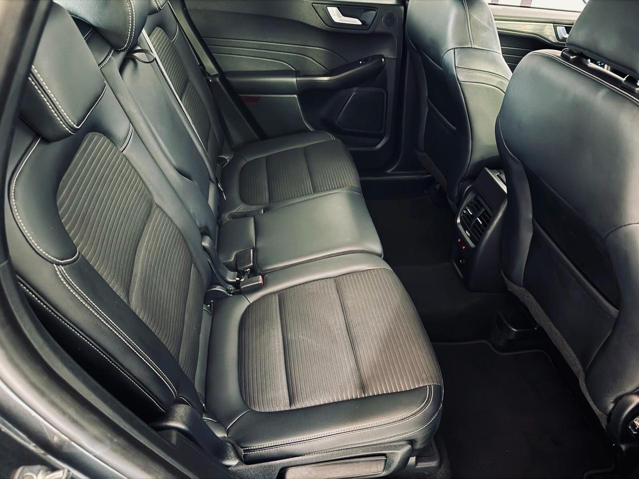 Ford Kuga 2.0 Diesel 120 CV aut. 2WD Titanium X