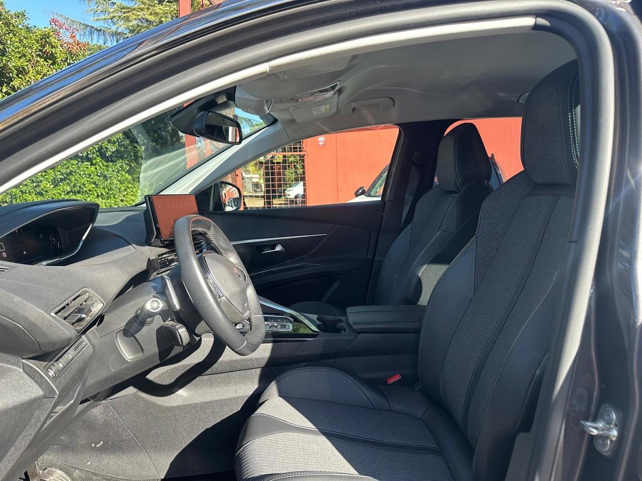 Peugeot 3008 BlueHDi 130 S&S EAT8 Allure Pack *promo*