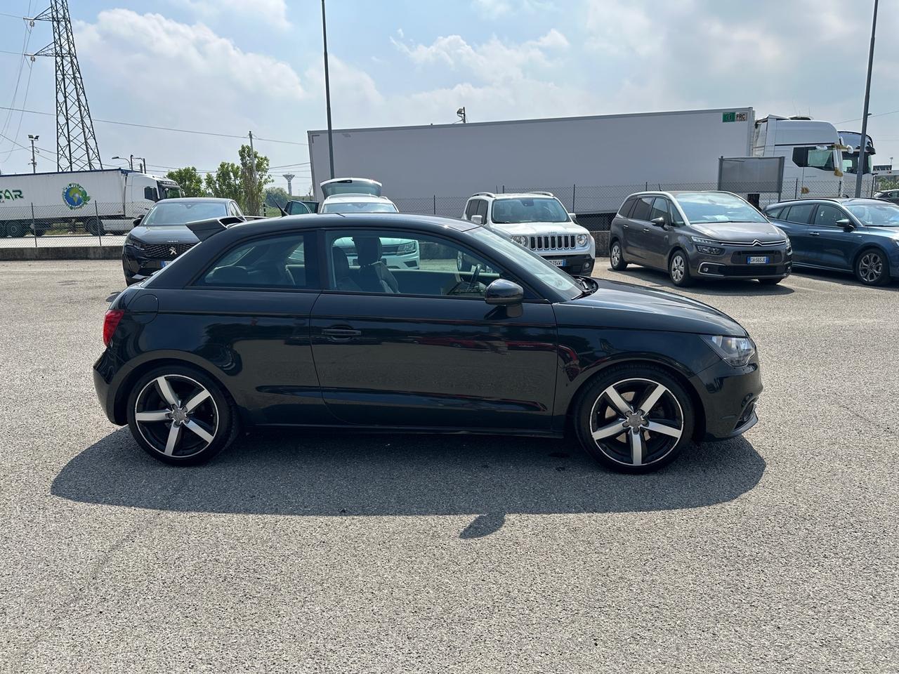 Audi A1 1.2 TFSI Ambition - 2012