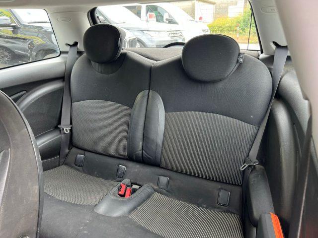 MINI Cooper 1.6 16V Cooper Chili