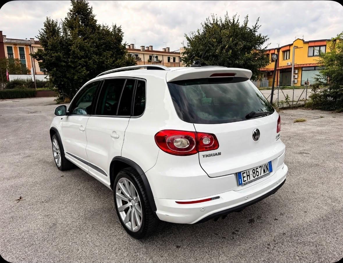 Volkswagen Tiguan 2.0 TDI DPF 4MOTION DSG R-Line