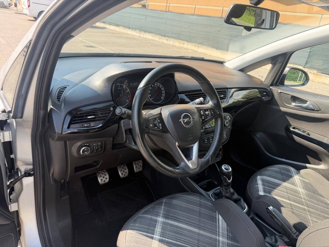 Opel Corsa 1.4 Gpl - NEOPATENTATI - 12 MESI DI GARANZIA -